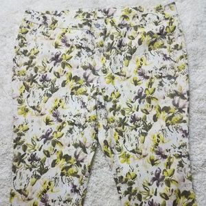 Lane Bryant floral pocket jean capris